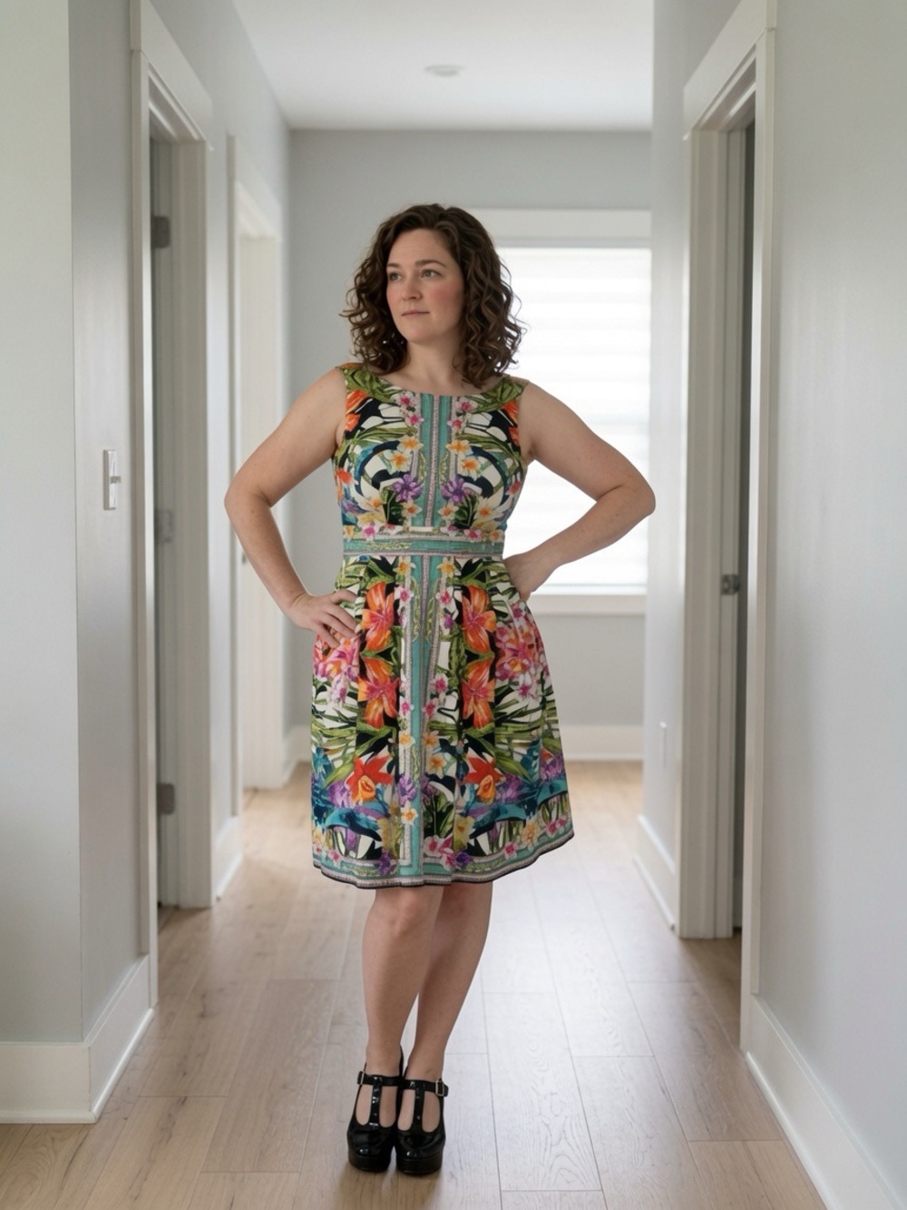 Maggy London Tropical Floral Fit & Flare Dress Size 2 | Pockets | Wedding Guest